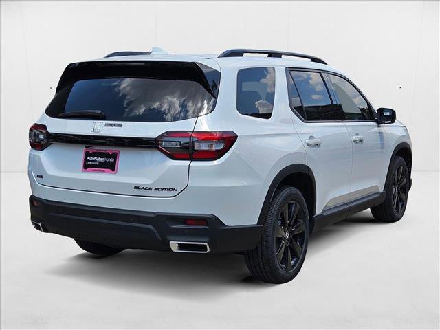 New 2025 Honda Pilot Black Edition image 2