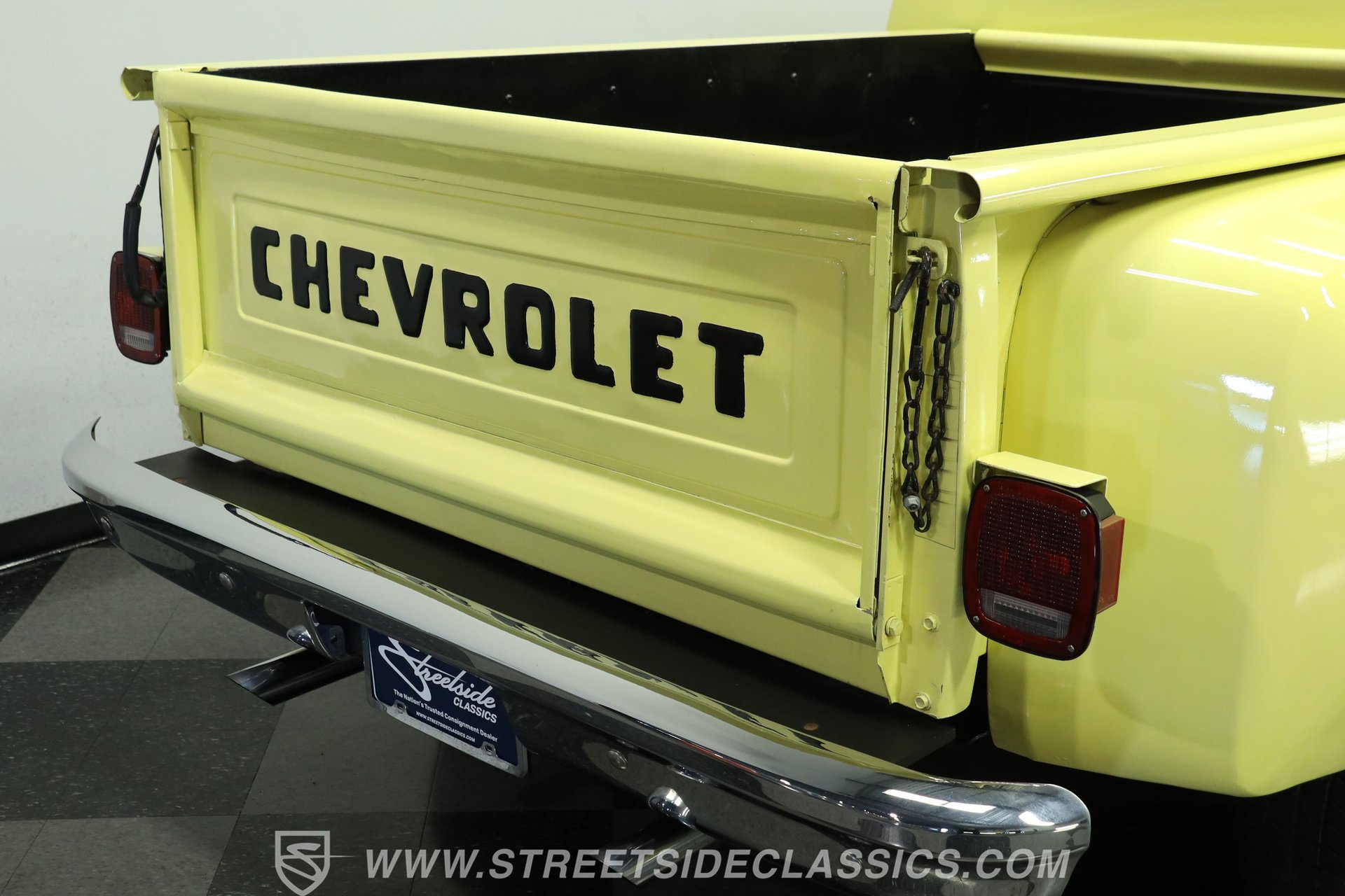 Used 1987 Chevrolet Silverado 1500 1500 RWD image 24
