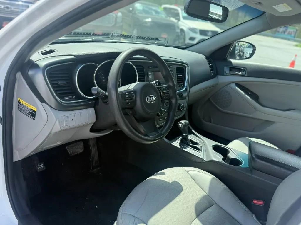 Used 2015 Kia Optima LX w/ LX Convenience Package FWD image 11