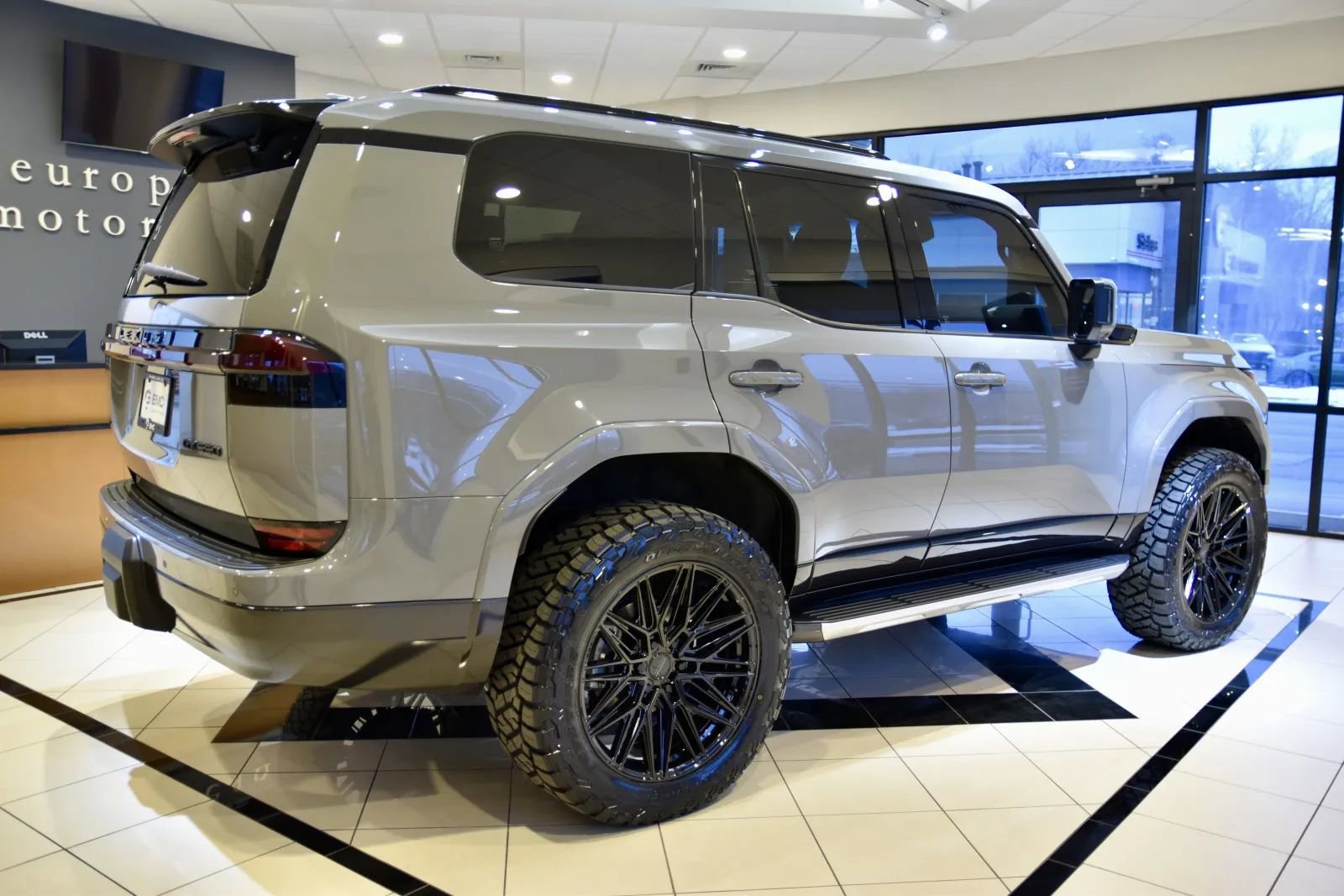 Used 2025 Lexus GX 550 image 6