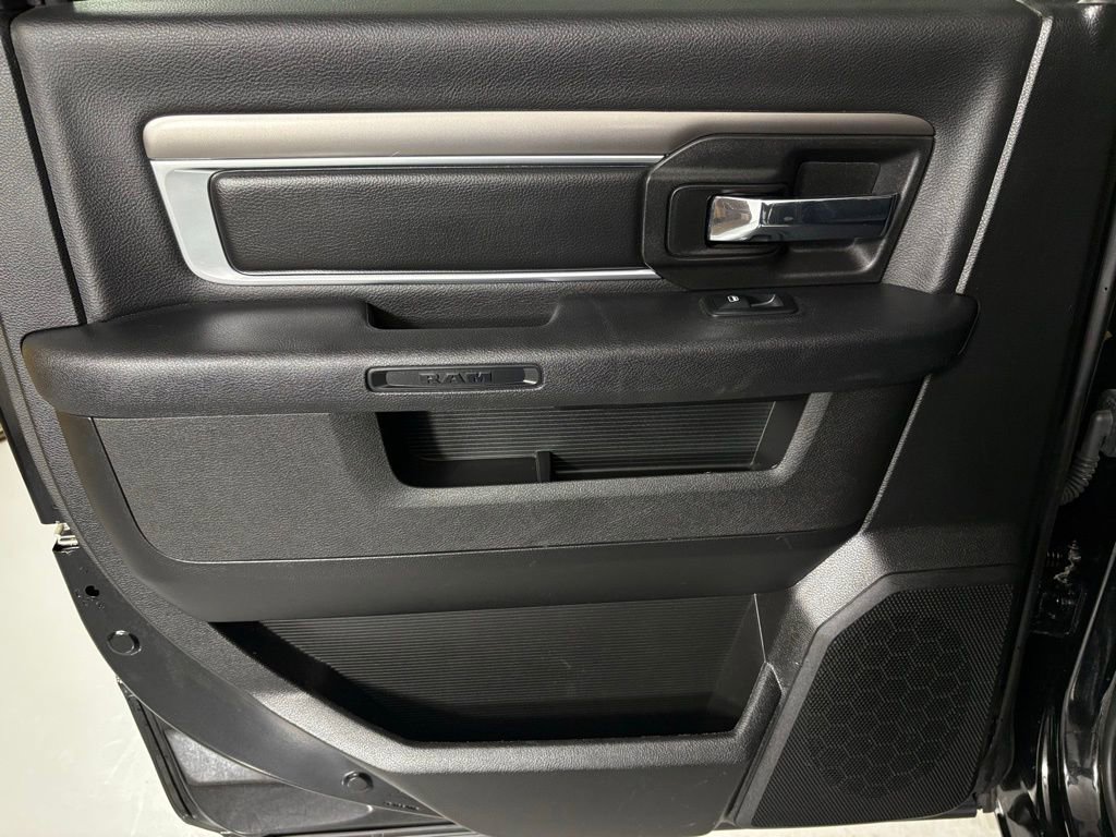 Used 2024 RAM 1500 Classic Warlock image 31