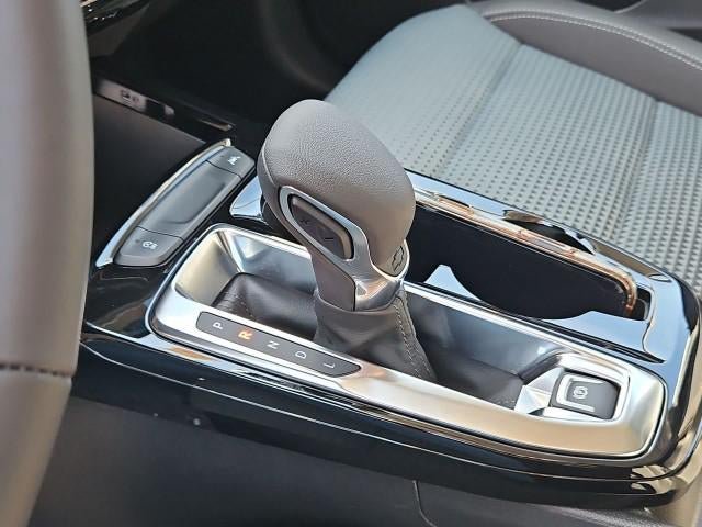 New 2026 Chevrolet Trax LT w/ Driver Confidence Package FWD image 15