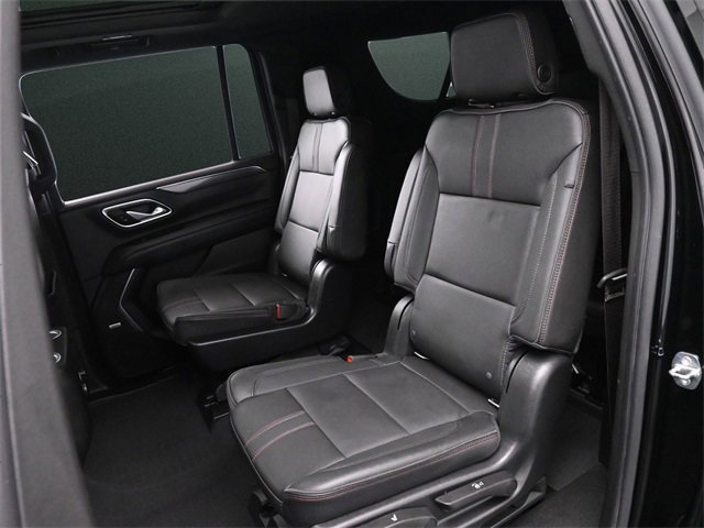 Used 2022 Chevrolet Suburban RST w/ Luxury Package image 15