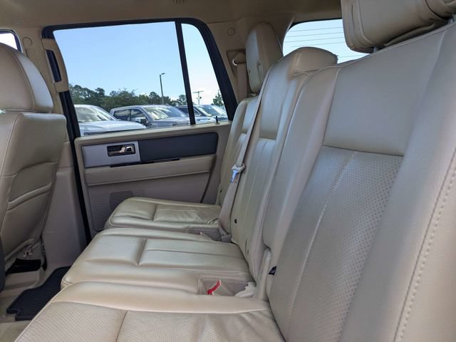 Used 2014 Ford Expedition EL XLT w/ Equipment Group 202A AWD/4WD image 18