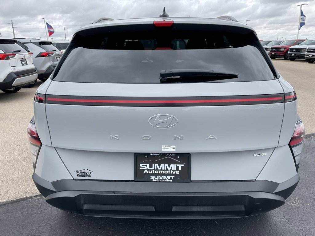 Used 2024 Hyundai Kona SEL image 28