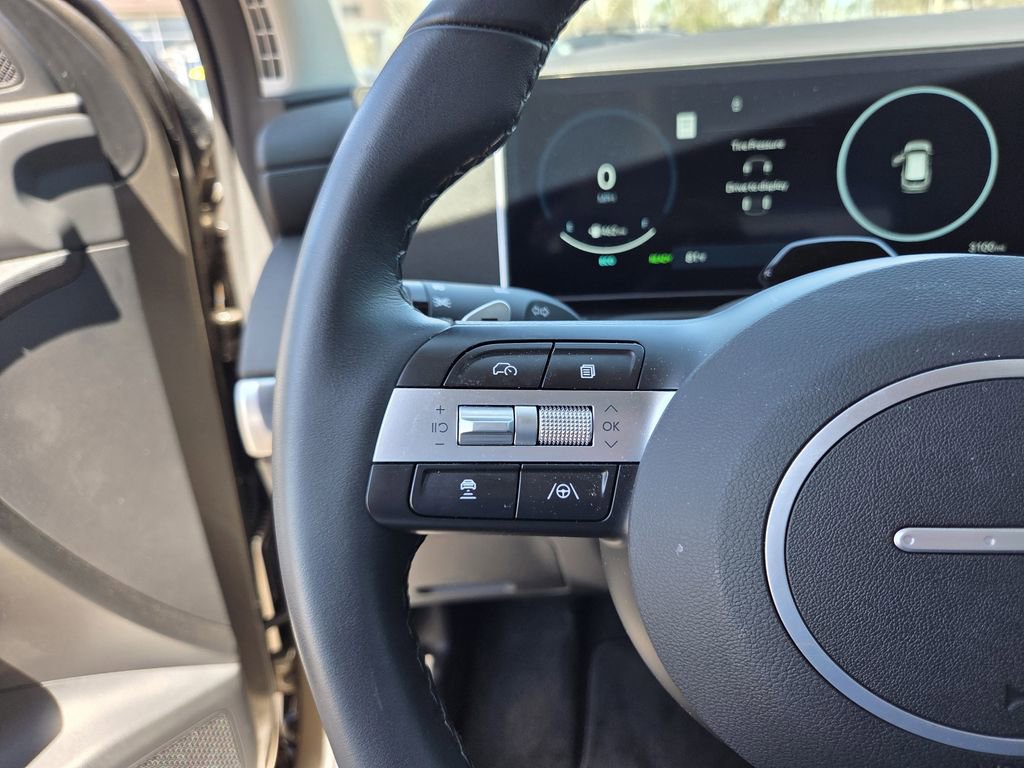 Certified 2025 Hyundai Tucson SEL AWD/4WD image 24