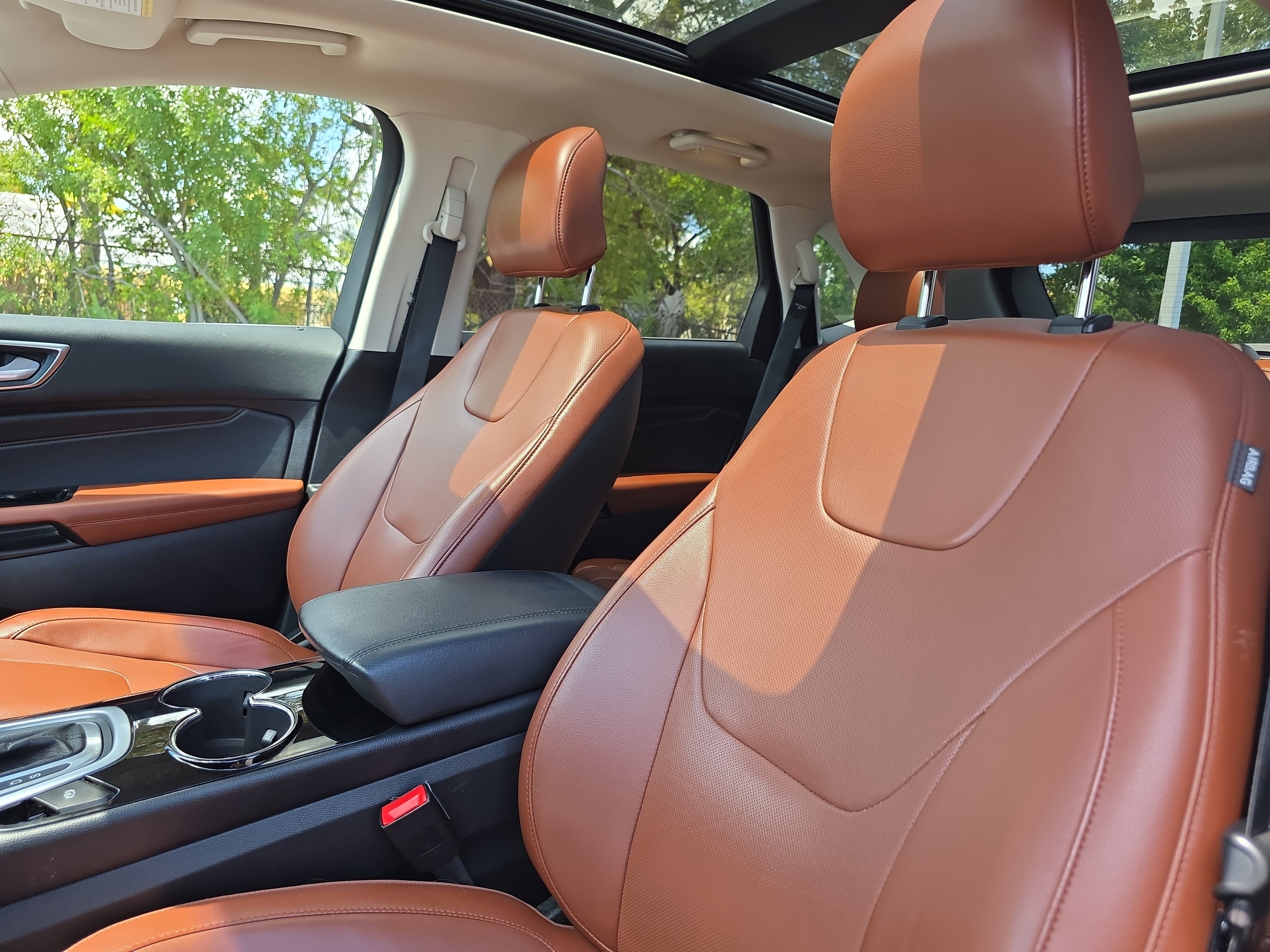 Used 2018 Ford Edge Titanium w/ Equipment Group 302A image 27