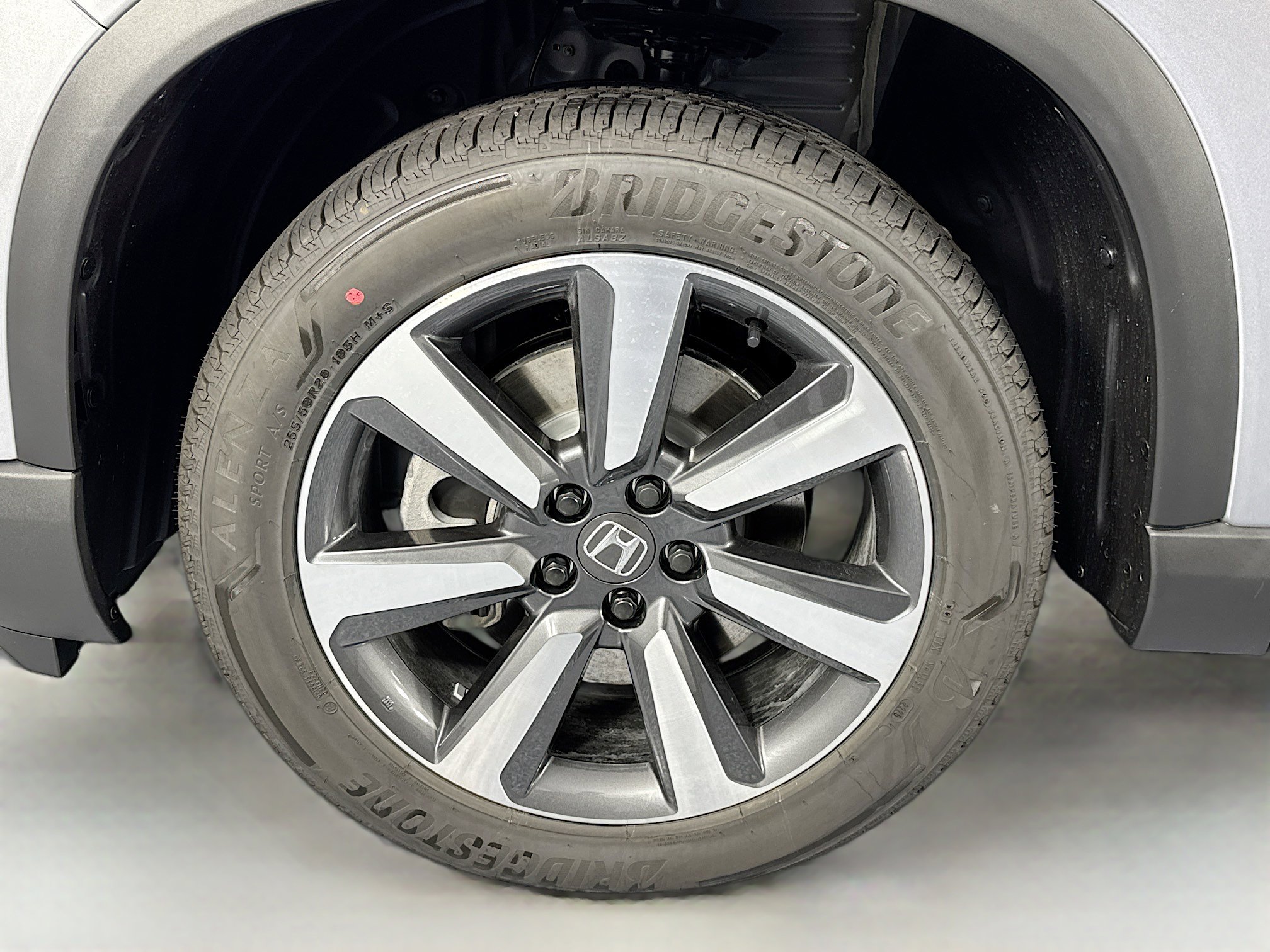 New 2025 Honda Pilot Touring image 34