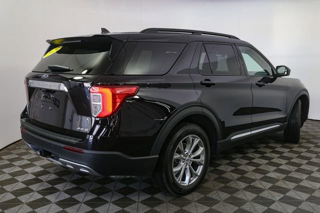 Used 2023 Ford Explorer XLT w/ Equipment Group 202A image 13