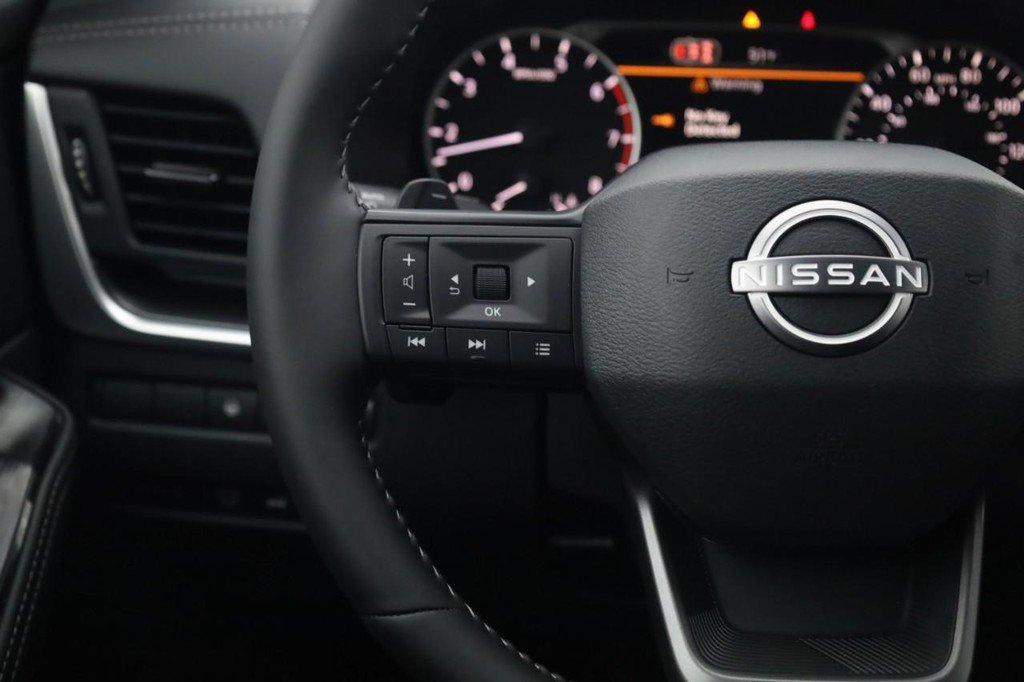 New 2026 Nissan Rogue SV image 10