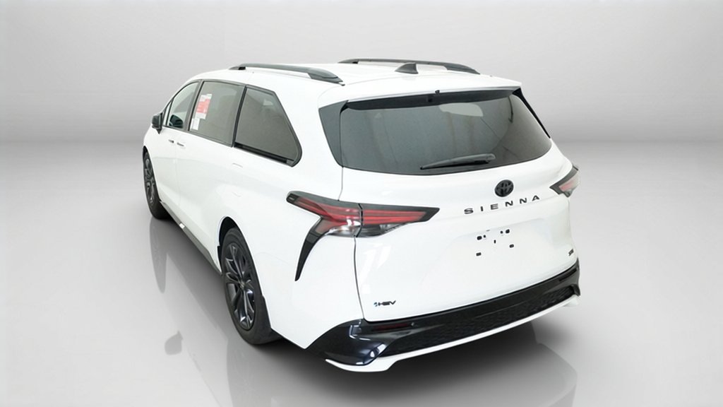 New 2026 Toyota Sienna XSE FWD image 41