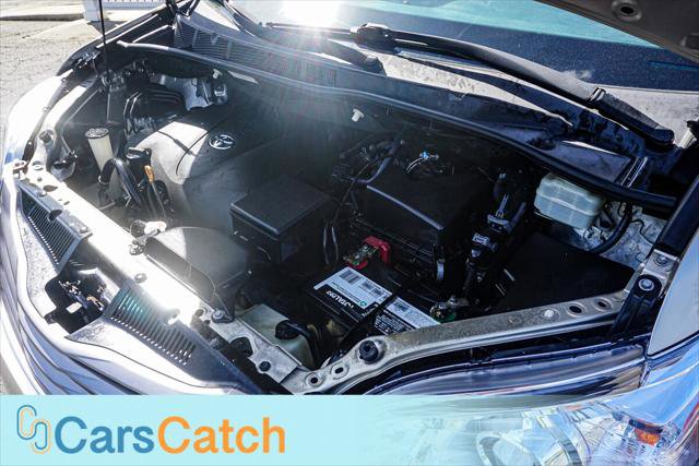 Used 2017 Toyota Sienna XLE w/ XLE Navigation Package image 46