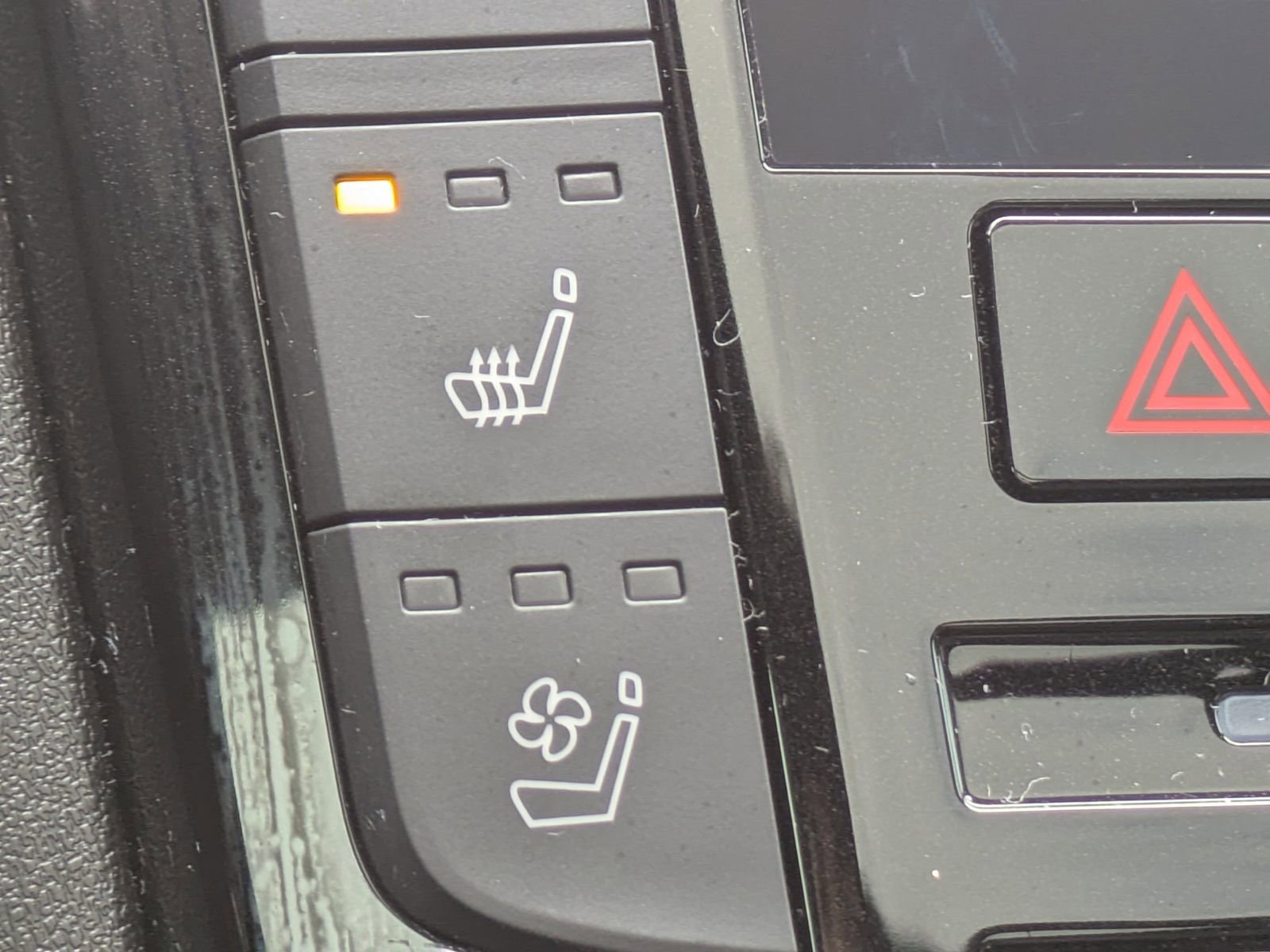 Used 2024 INFINITI QX50 Sport image 26