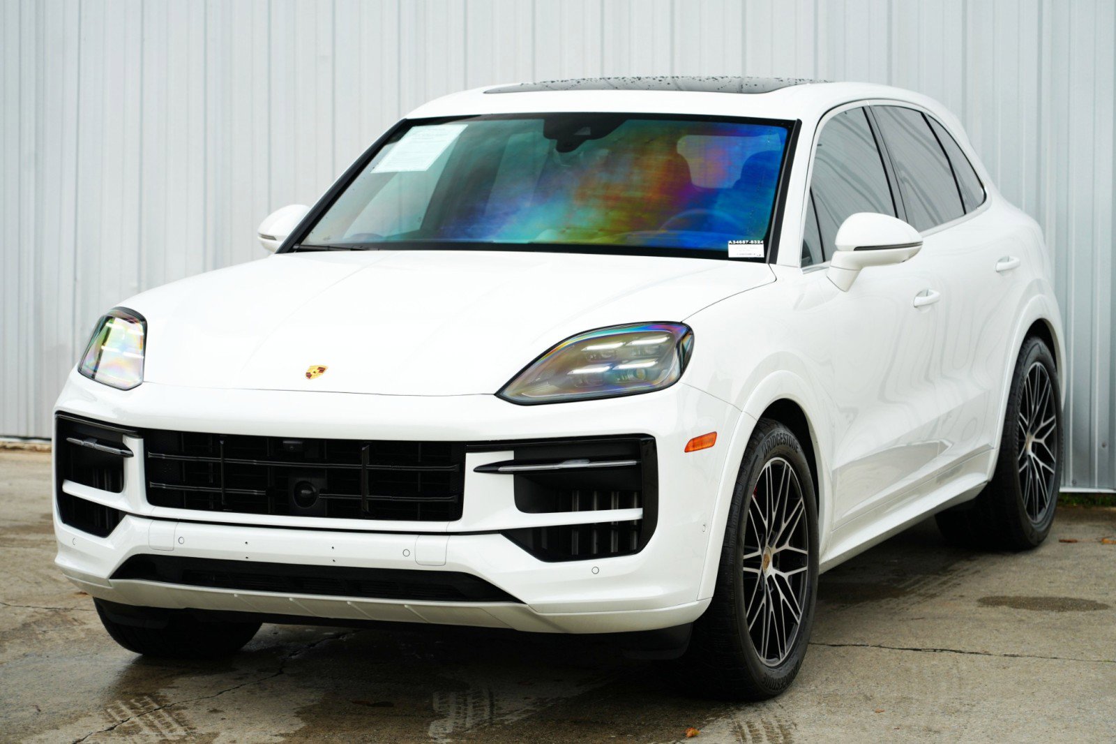 Used 2024 Porsche Cayenne S w/ Premium Package Plus image 54
