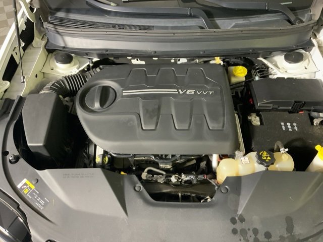 Used 2019 Jeep Cherokee Limited image 49