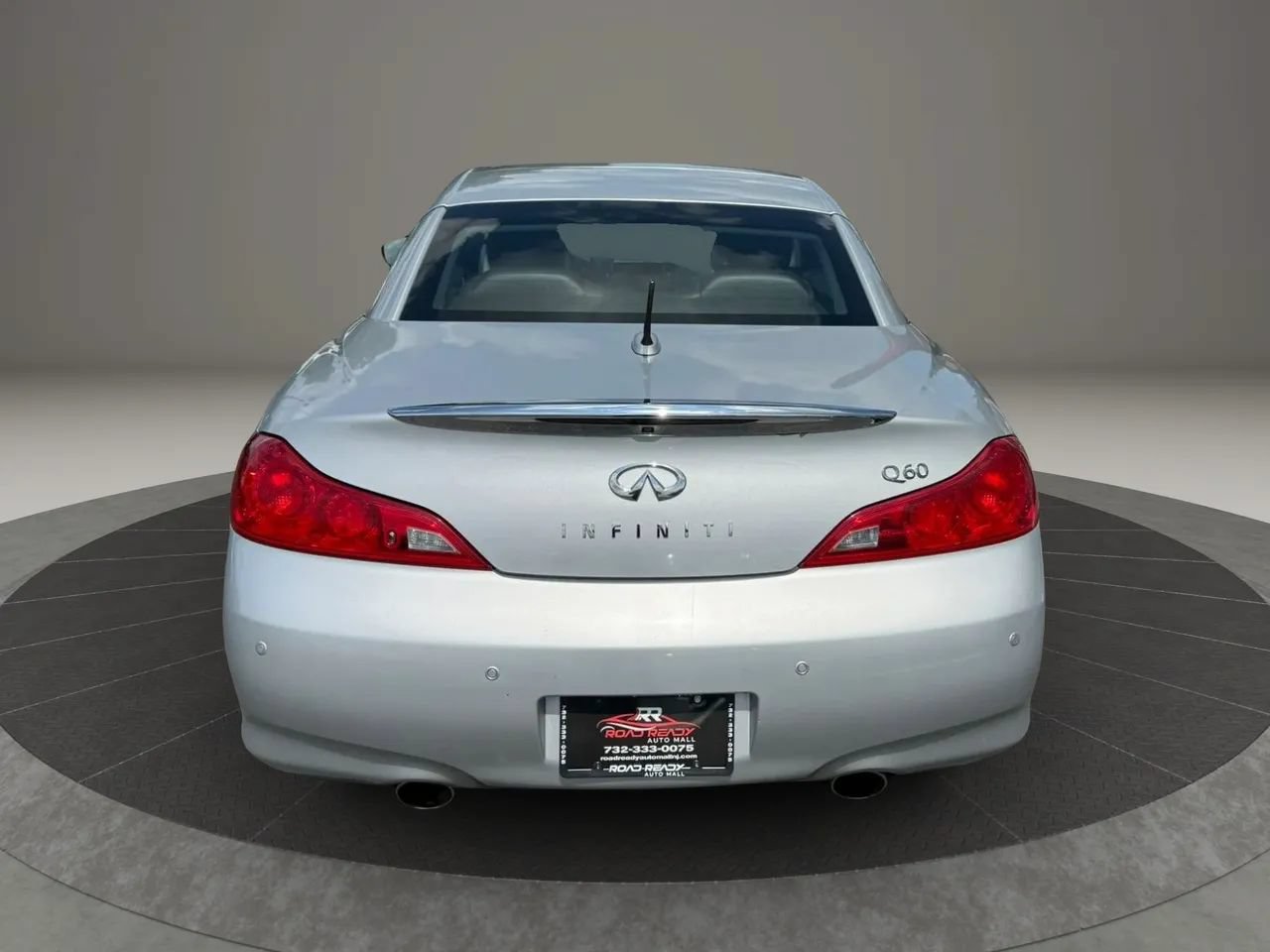 Used 2014 INFINITI Q60 Convertible w/ Premium Package RWD image 9