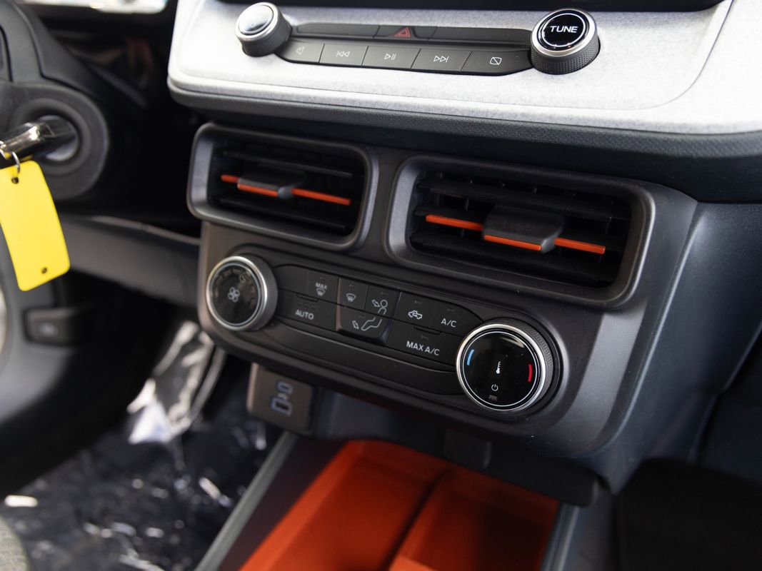 Used 2022 Ford Maverick XLT image 15