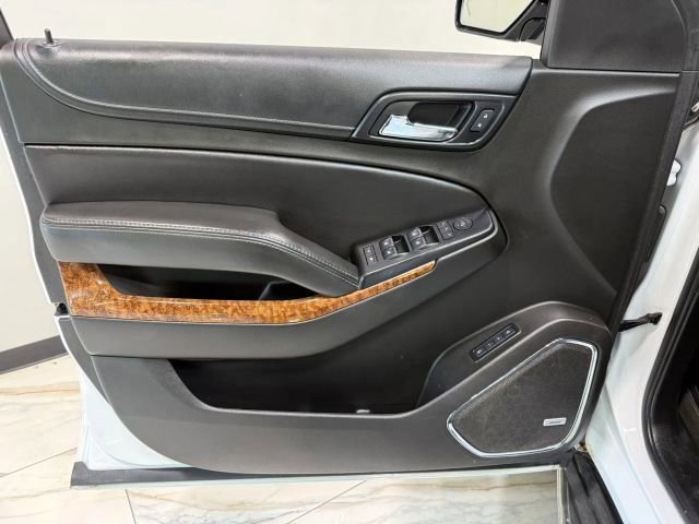Used 2018 Chevrolet Suburban Premier AWD/4WD image 11