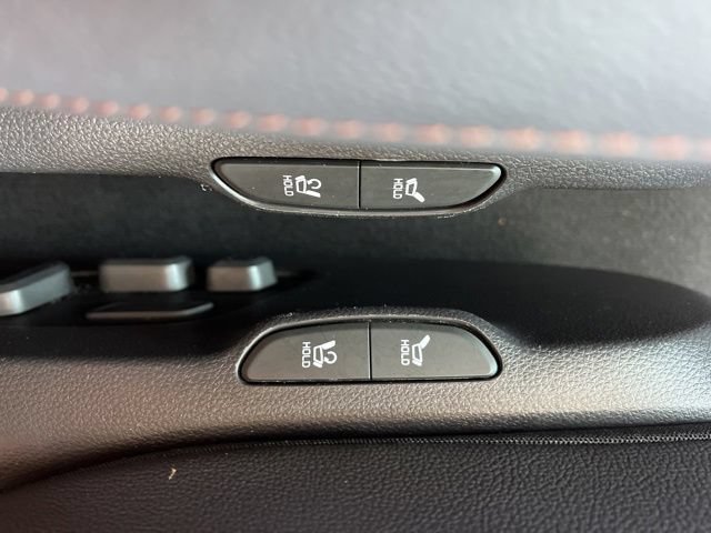 Certified 2024 Kia Carnival SX Prestige FWD image 36