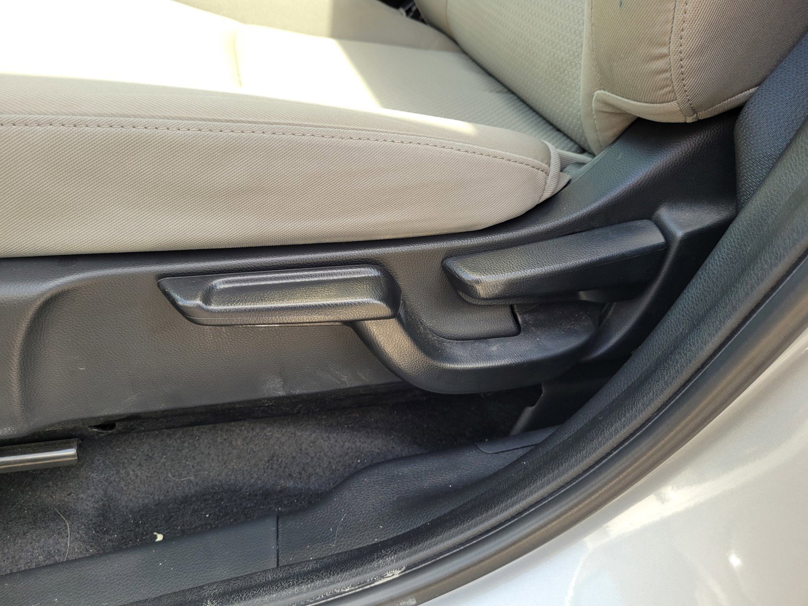 Used 2021 Honda HR-V EX image 11