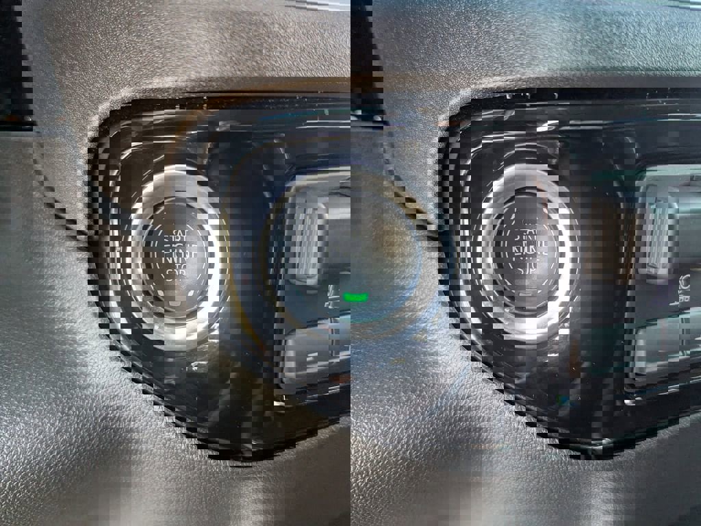 Certified 2025 Chevrolet Silverado 1500 RST w/ Convenience Package II image 25