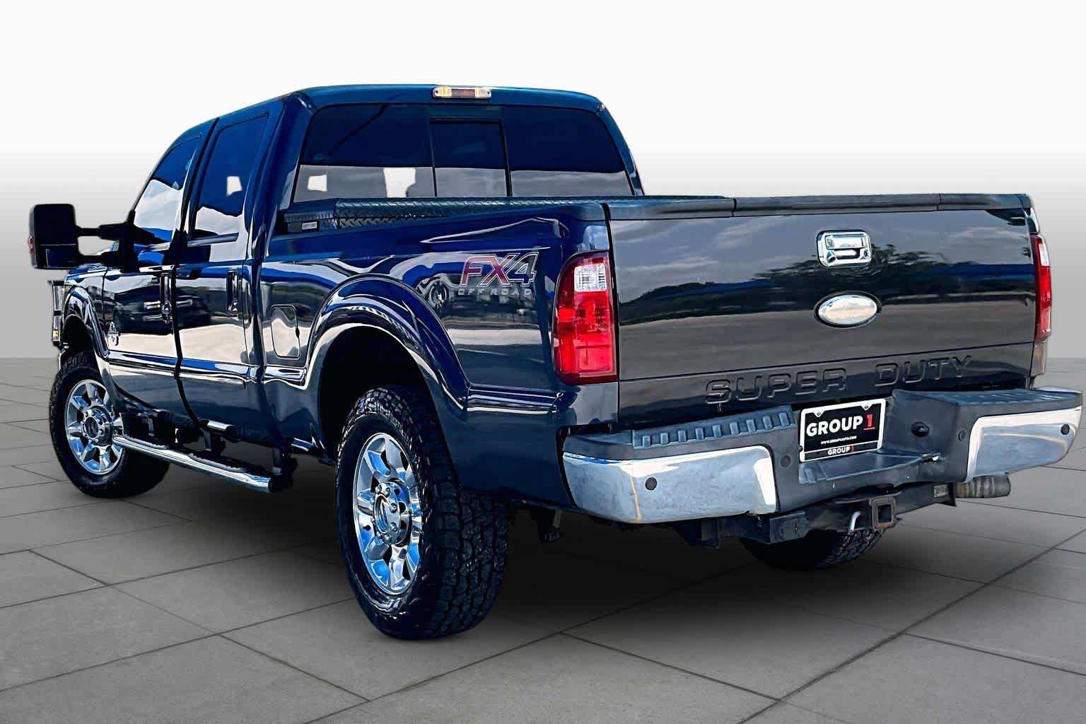 Used 2016 Ford F250 Lariat w/ Lariat Ultimate Package AWD/4WD image 12
