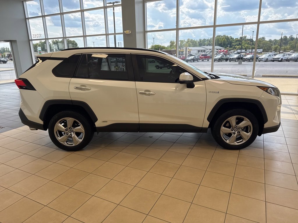 Used 2020 Toyota RAV4 Limited image 6