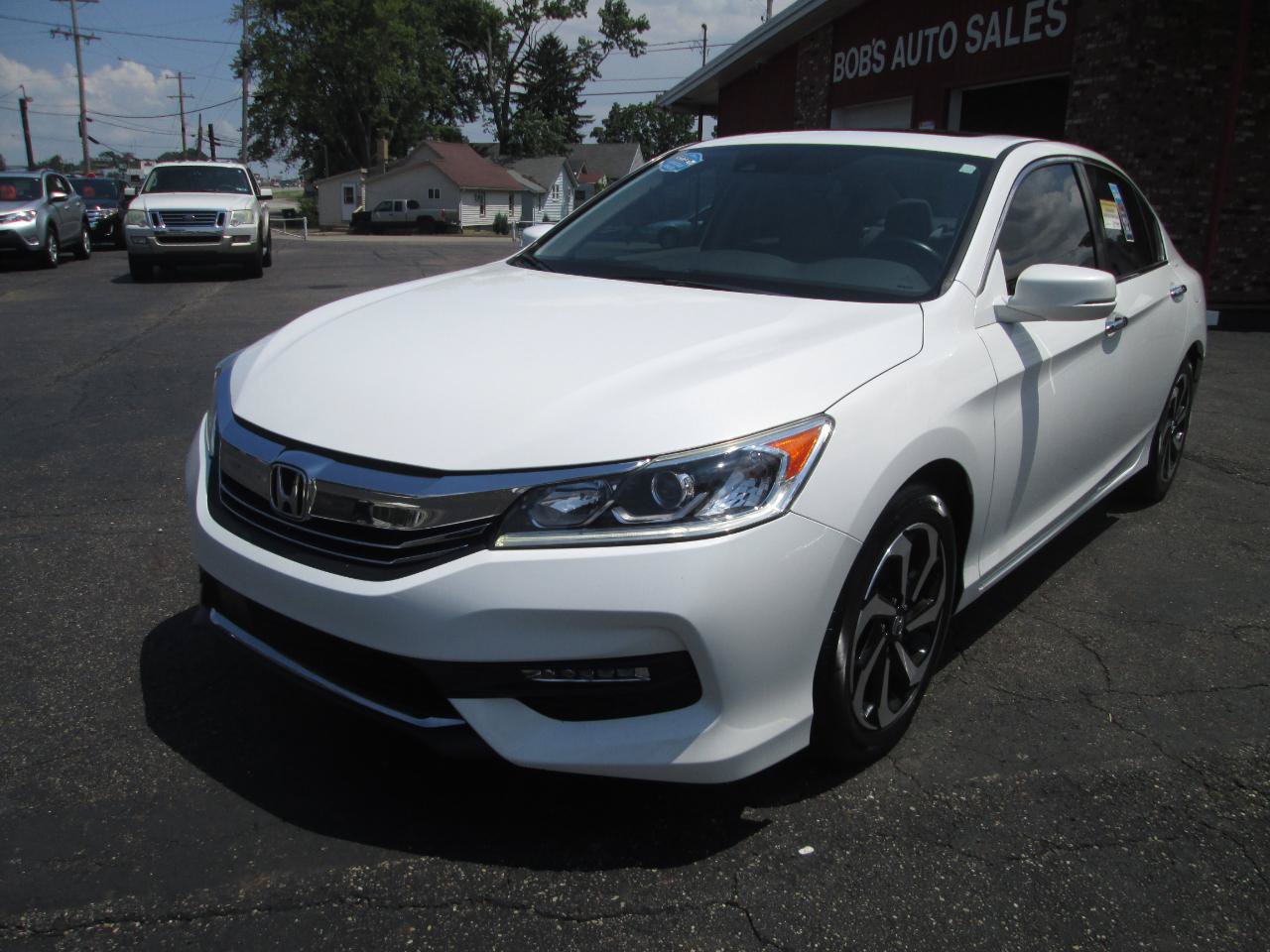 Used 2017 Honda Accord EX-L image 12