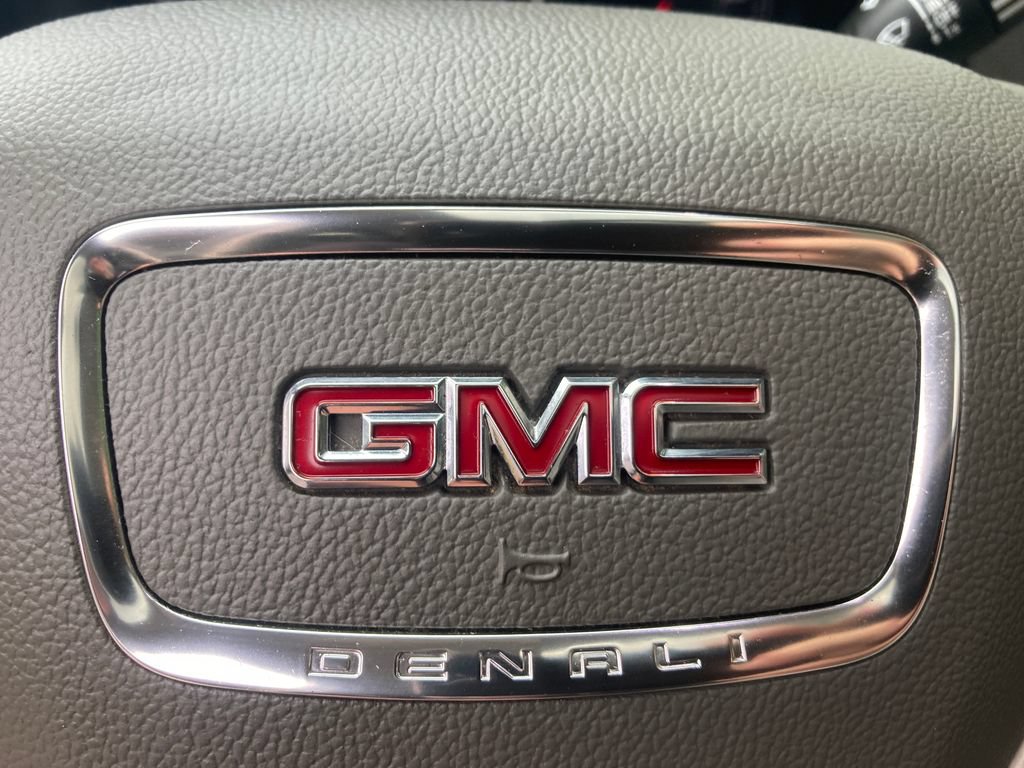 Used 2019 GMC Terrain Denali w/ Advanced Safety Package AWD/4WD image 28