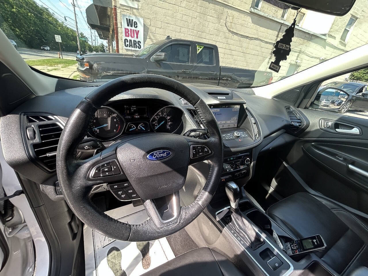 Used 2017 Ford Escape SE w/ Equipment Group 201A FWD image 6