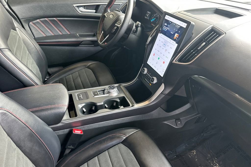Used 2023 Ford Edge ST-Line AWD/4WD image 17