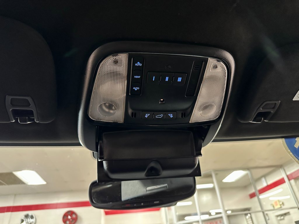 Certified 2024 Dodge Durango R/T image 38