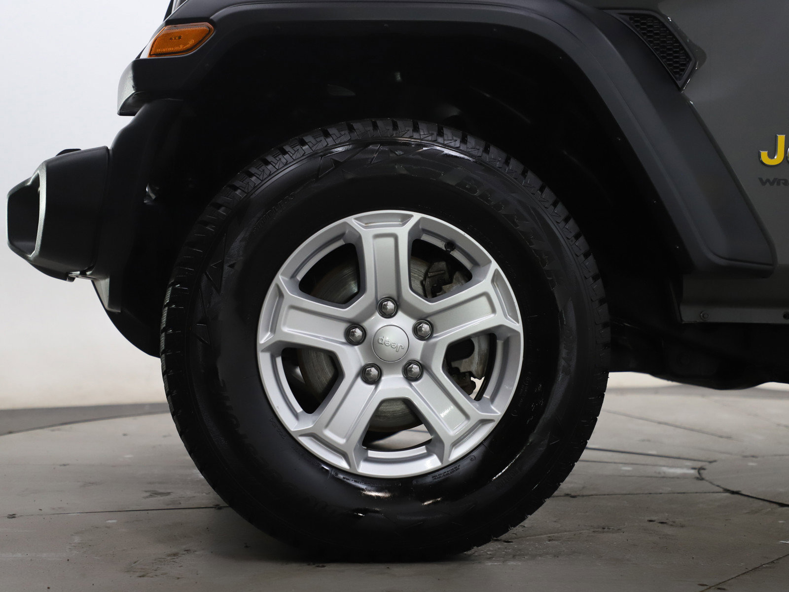 Used 2020 Jeep Wrangler Sport image 26