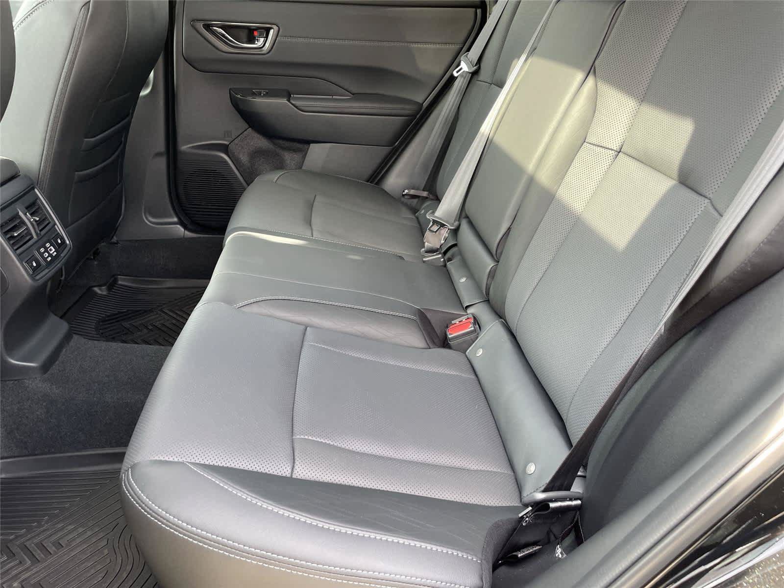 New 2026 Subaru Outback Touring AWD/4WD image 15