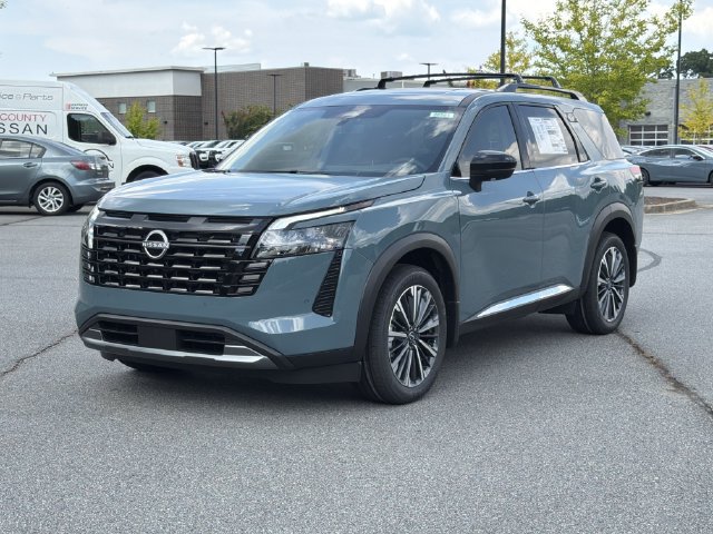 New 2026 Nissan Pathfinder Platinum AWD/4WD image 9