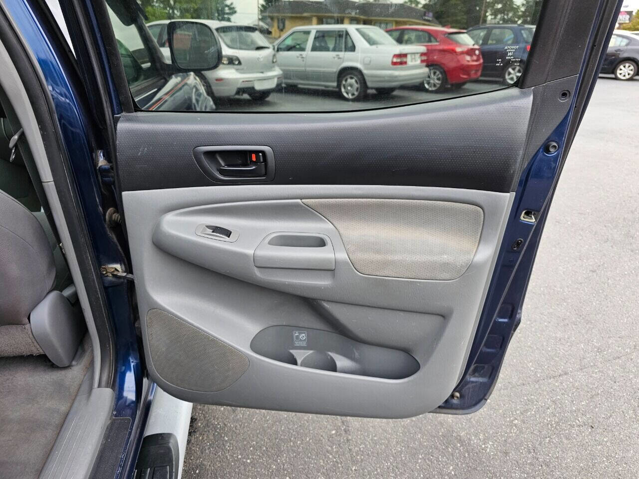 Used 2007 Toyota Tacoma PreRunner RWD image 36