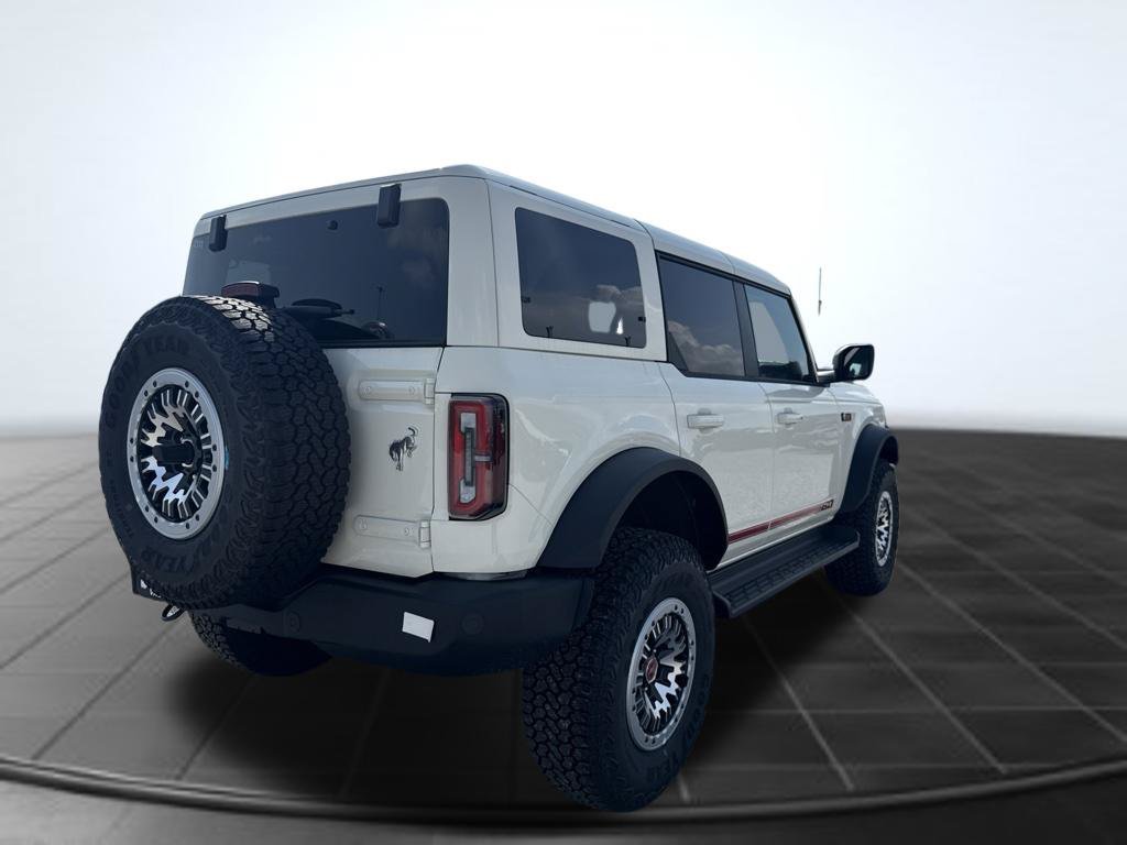 New 2026 Ford Bronco Outer Banks w/ Sasquatch Package AWD/4WD image 9
