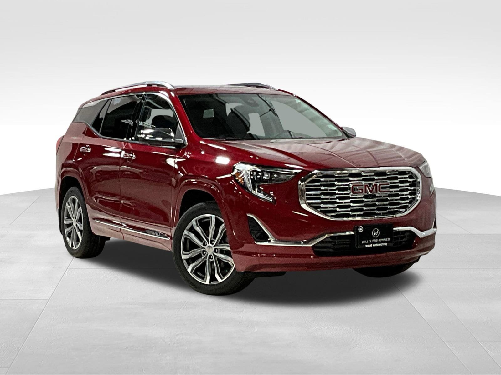 Used 2020 GMC Terrain Denali w/ GMC Pro Grade Package AWD/4WD image 1