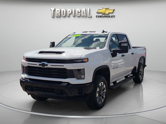 New 2026 Chevrolet Silverado 2500 Custom w/ Custom Value Package AWD/4WD video 1