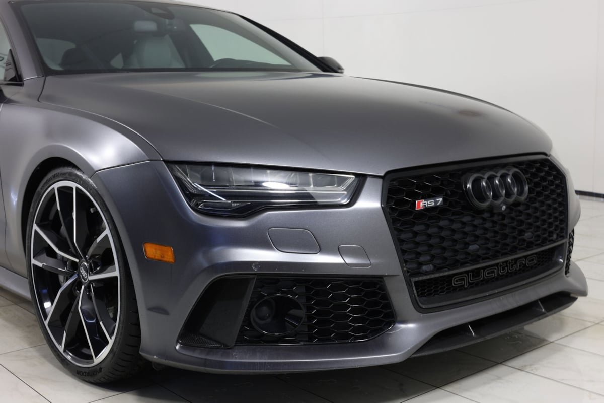 Used 2017 Audi RS 7 Performance w/ Driver Assistance Package image 37