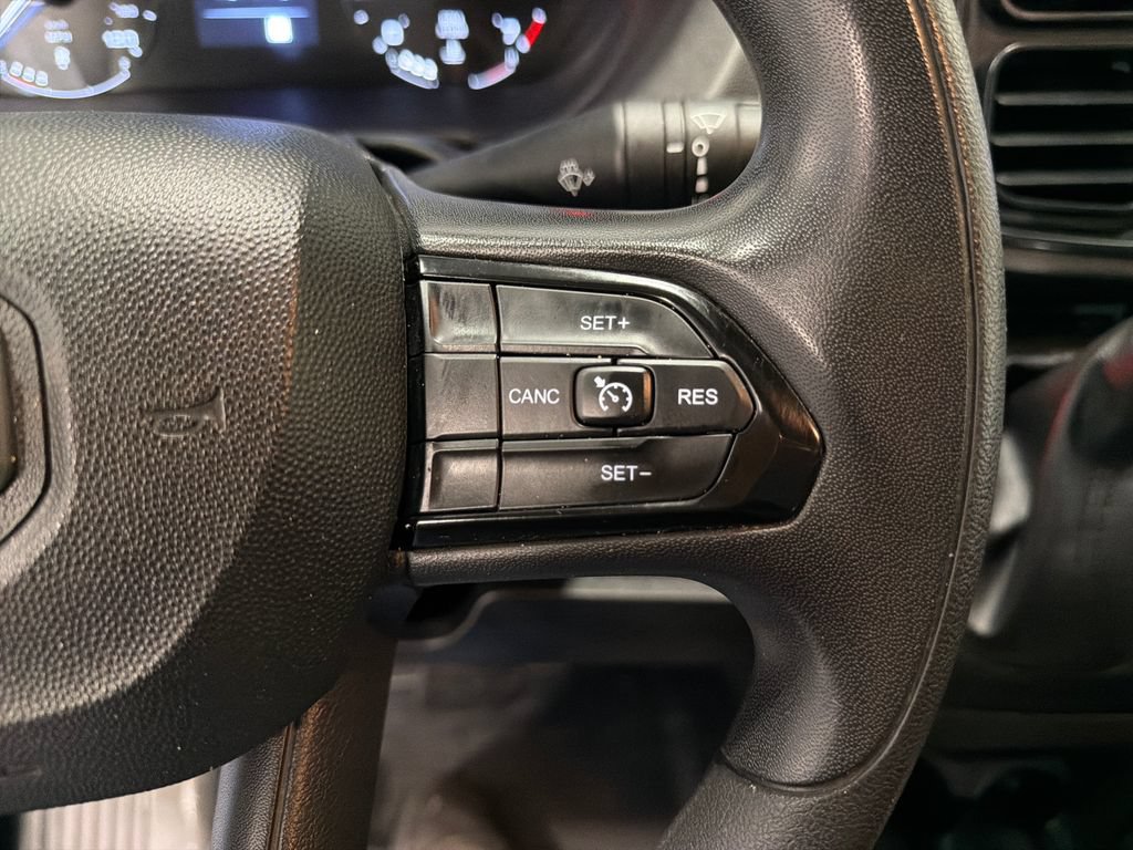 Used 2023 RAM ProMaster 3500 w/ Driver Convenience Group FWD image 9