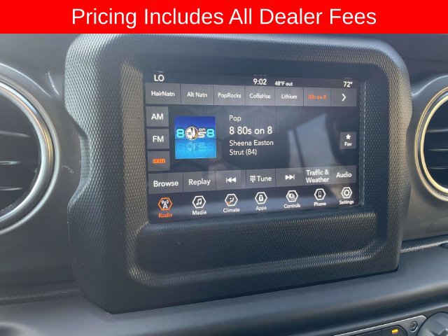 Used 2021 Jeep Wrangler Unlimited Sahara AWD/4WD image 32