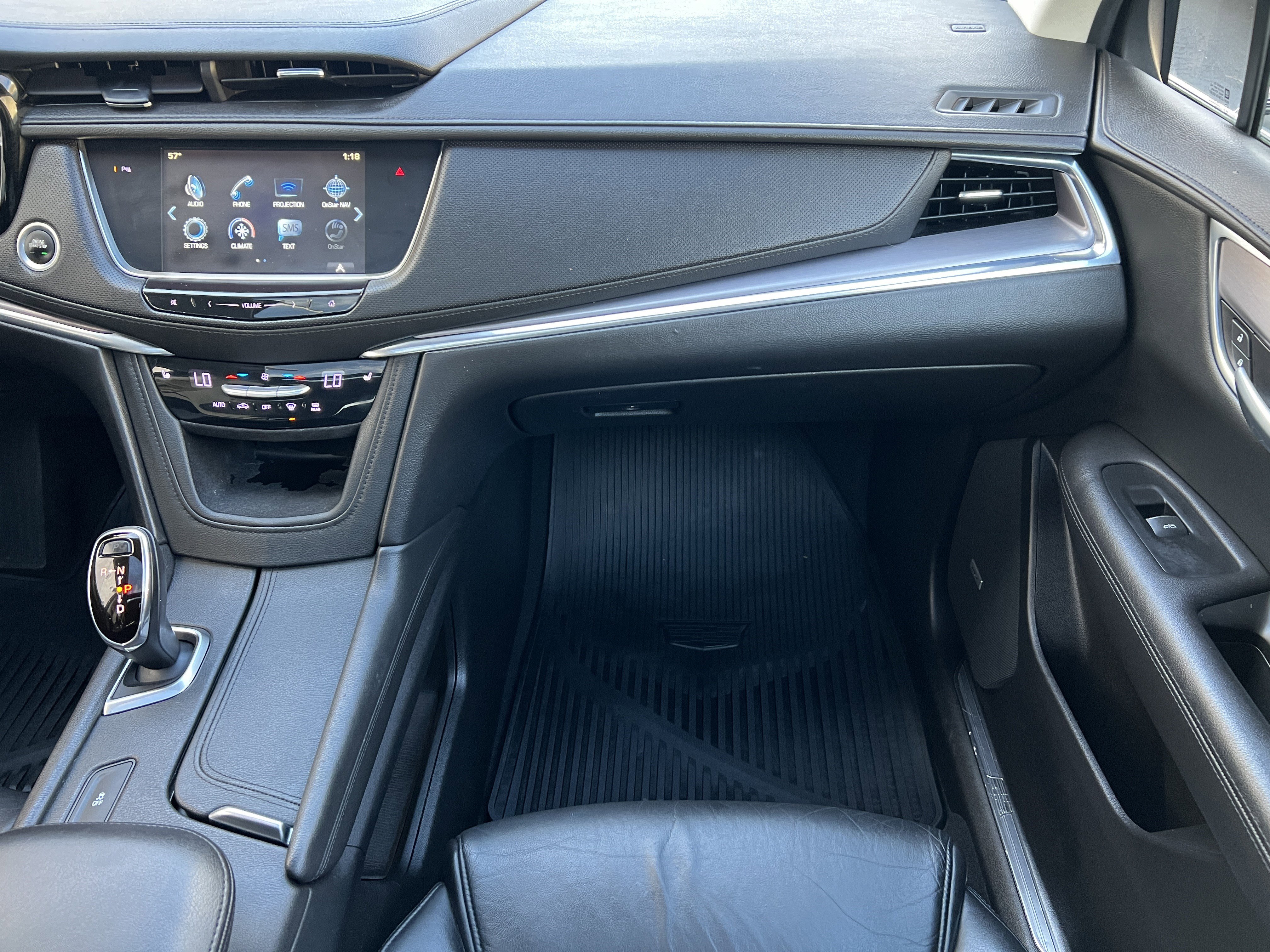 Used 2018 Cadillac XT5 Luxury w/ Driver Awareness Package FWD image 34