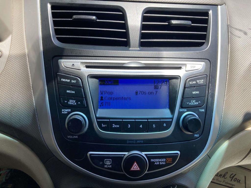 Used 2014 Hyundai Accent GLS FWD image 14