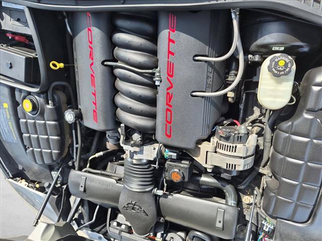 Used 1998 Chevrolet Corvette Coupe RWD image 16