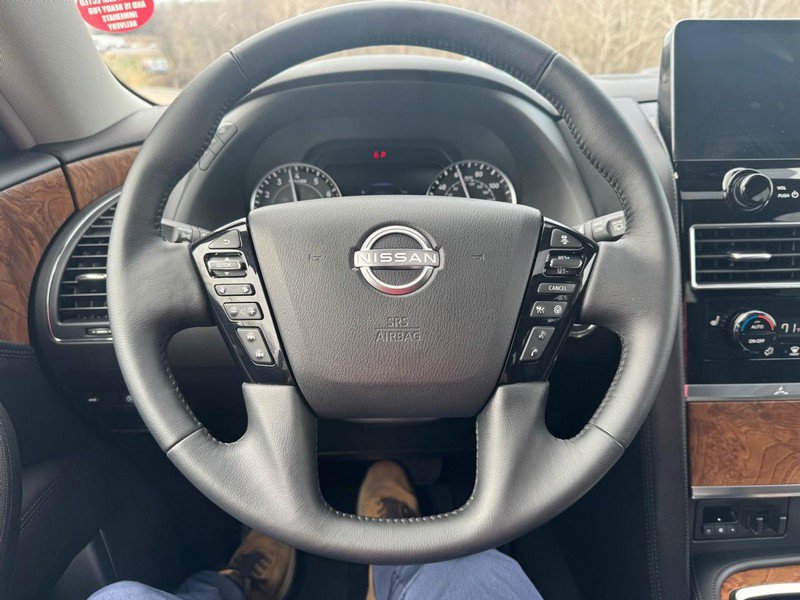 Used 2024 Nissan Armada SL w/ Captain's Chairs Package image 12