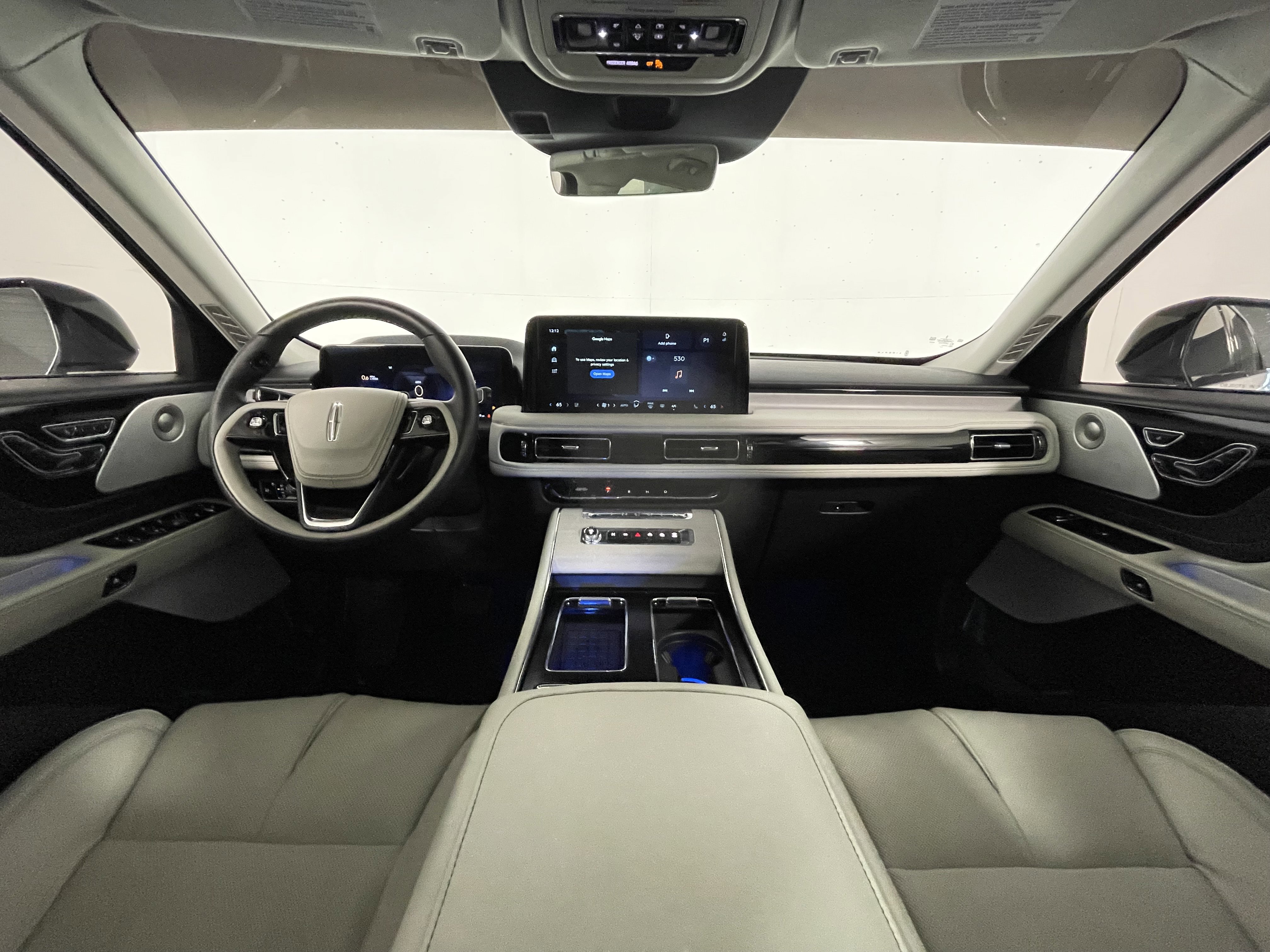 Used 2025 Lincoln Aviator Reserve w/ Luxury Package image 11