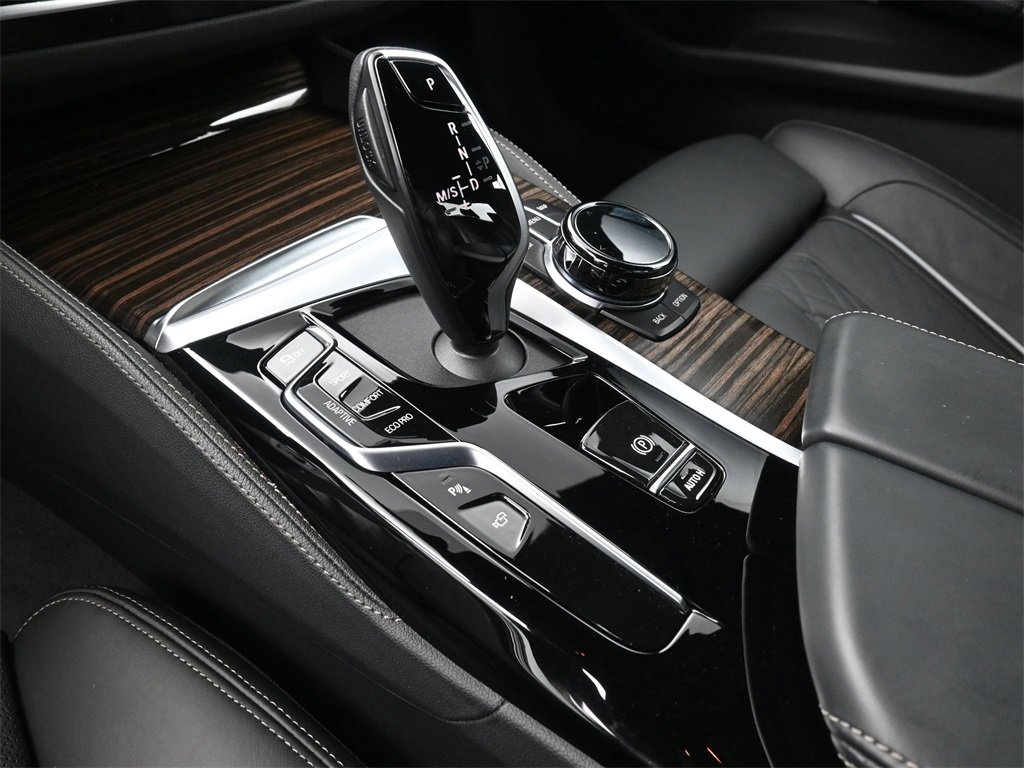 Certified 2023 BMW M550i xDrive w/ Executive Package image 26