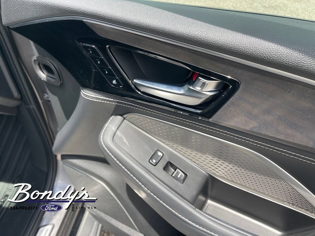 Used 2022 Acura MDX SH-AWD w/ Advance Package image 19