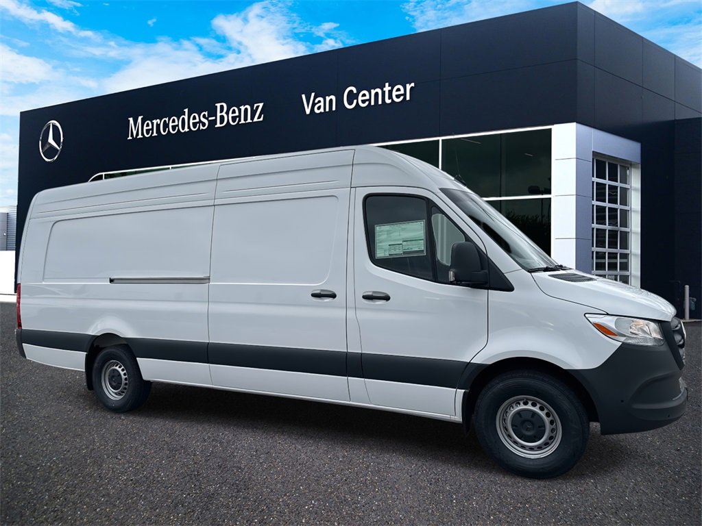 New 2026 Mercedes-Benz Sprinter 2500 image 2